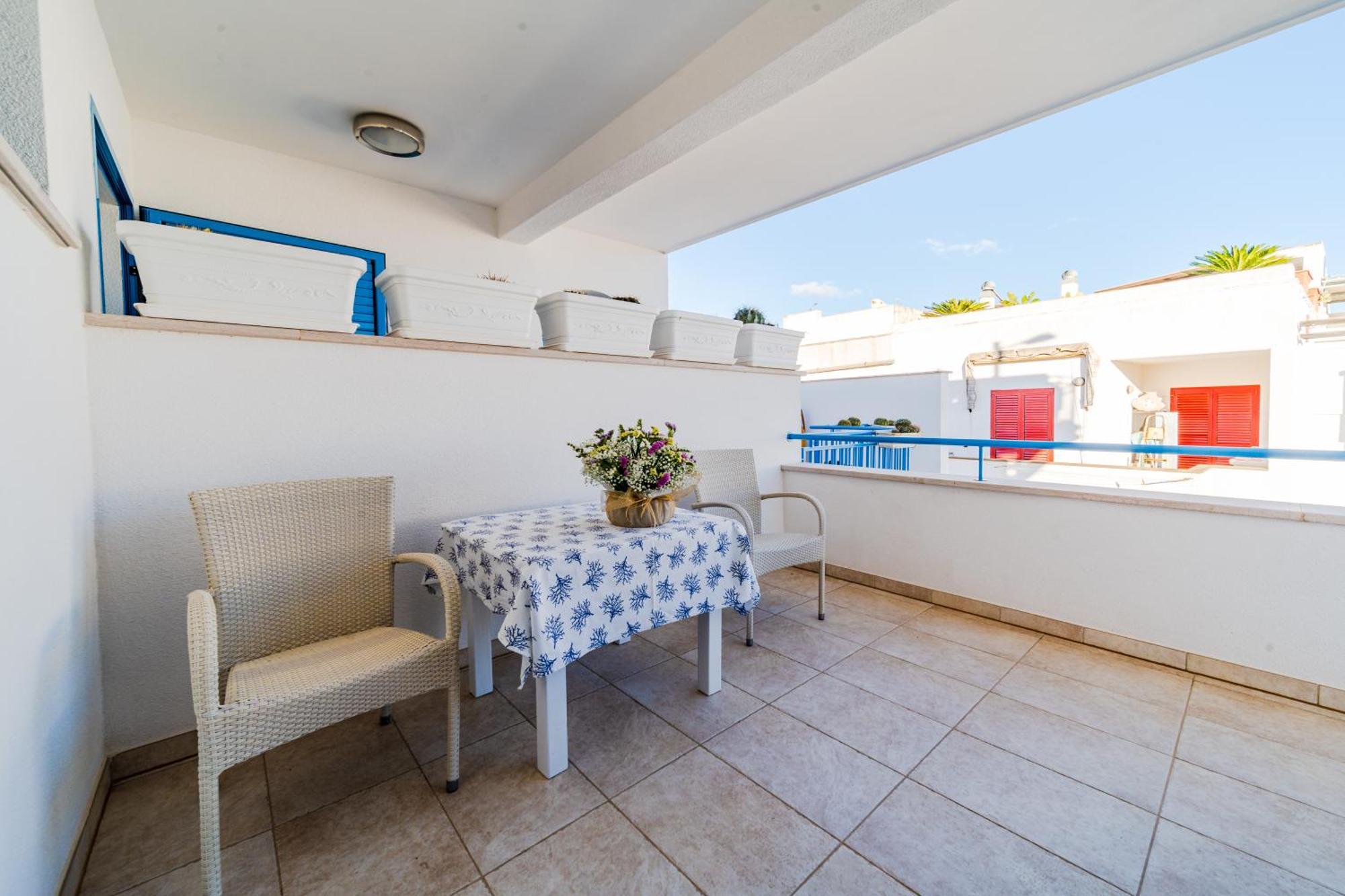 Lo Scalo Bed And Breakfast Marina Di Novaglie Alessano Exterior photo